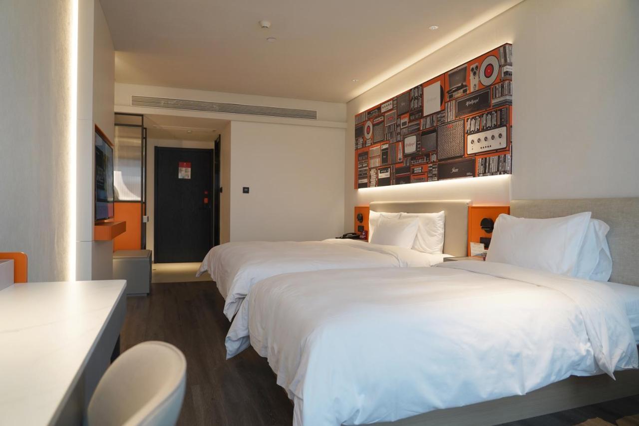 Ibis Styles Hotel - 260M From Guangji Street Subway Station Xi'an  Exterior foto